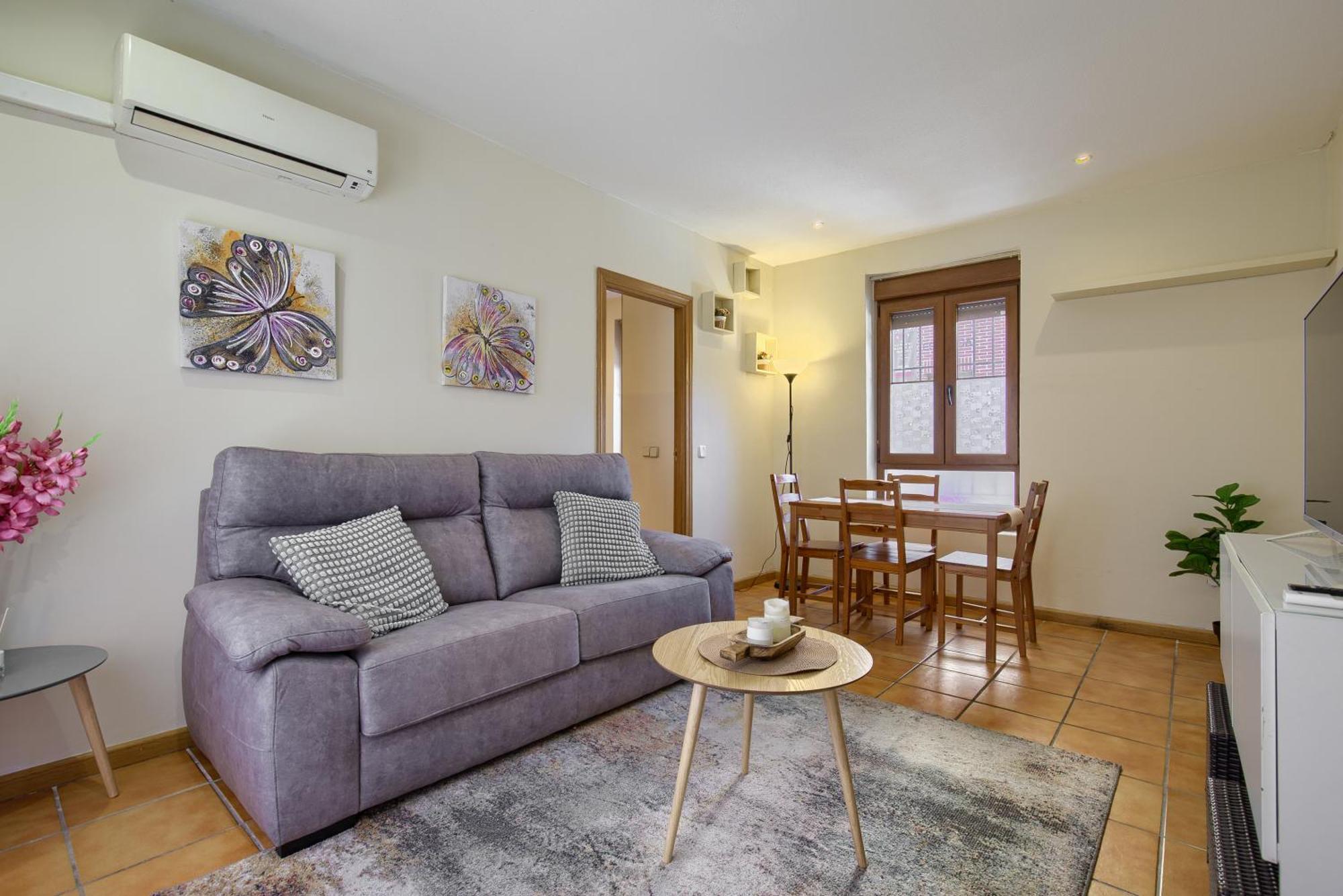 Casona 44 - Apartamento Para 2 Con Wifi, Ac Y Patio Exterior Alcalá de Henares Dış mekan fotoğraf